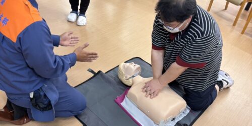 消防隊による救命講習実施